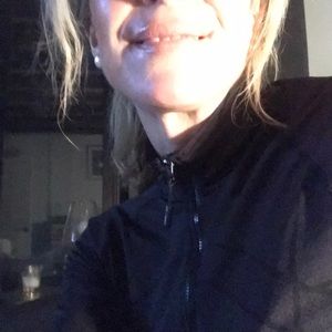 Meet your Posher, Karin